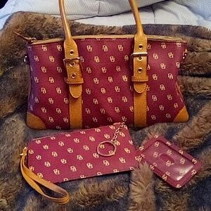 Vintage Dooney & Bourke Handbag, Wristlet & ID Holder Set